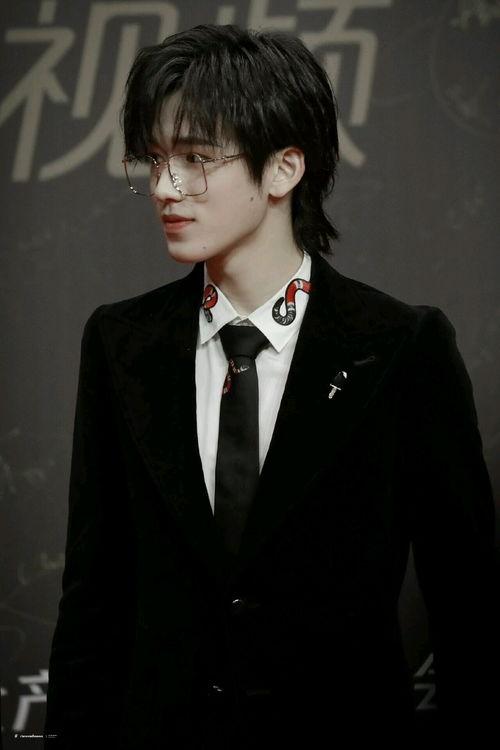 爆料马嘉祺宋亚轩视频下载,下载风波背后的真相揭秘  第1张